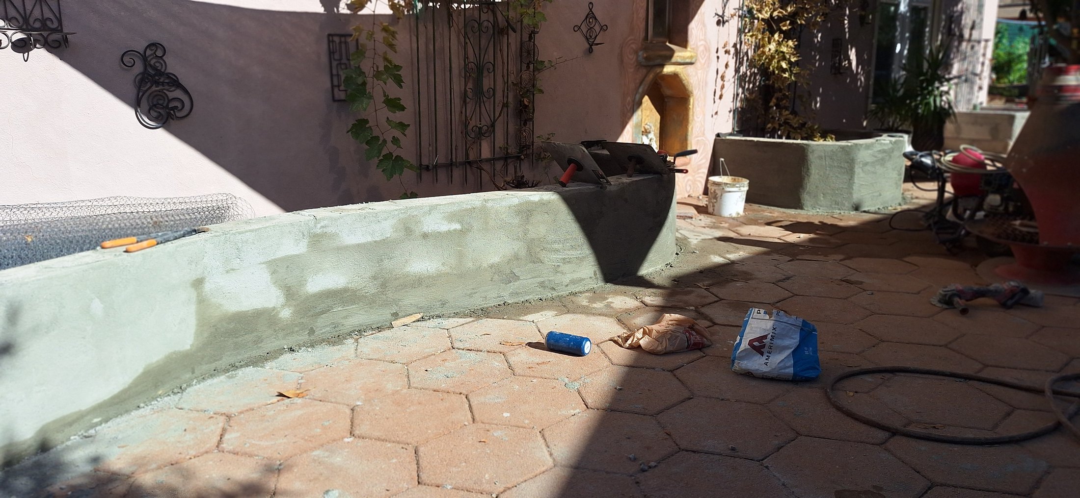 Custom Curved Planter Installation